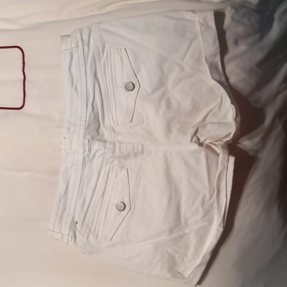 Aéropostale size 4 white shorts - Picture 2 of 2